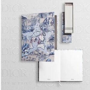 Dior around the world stationary set